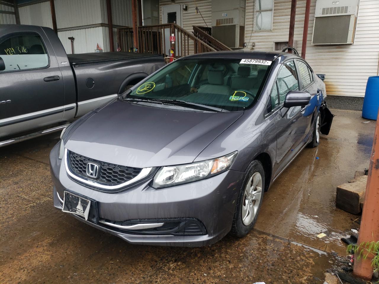 Photo 2 from auction – 2014 HONDA CIVIC LX with VIN 19XFB2F5XEE203950