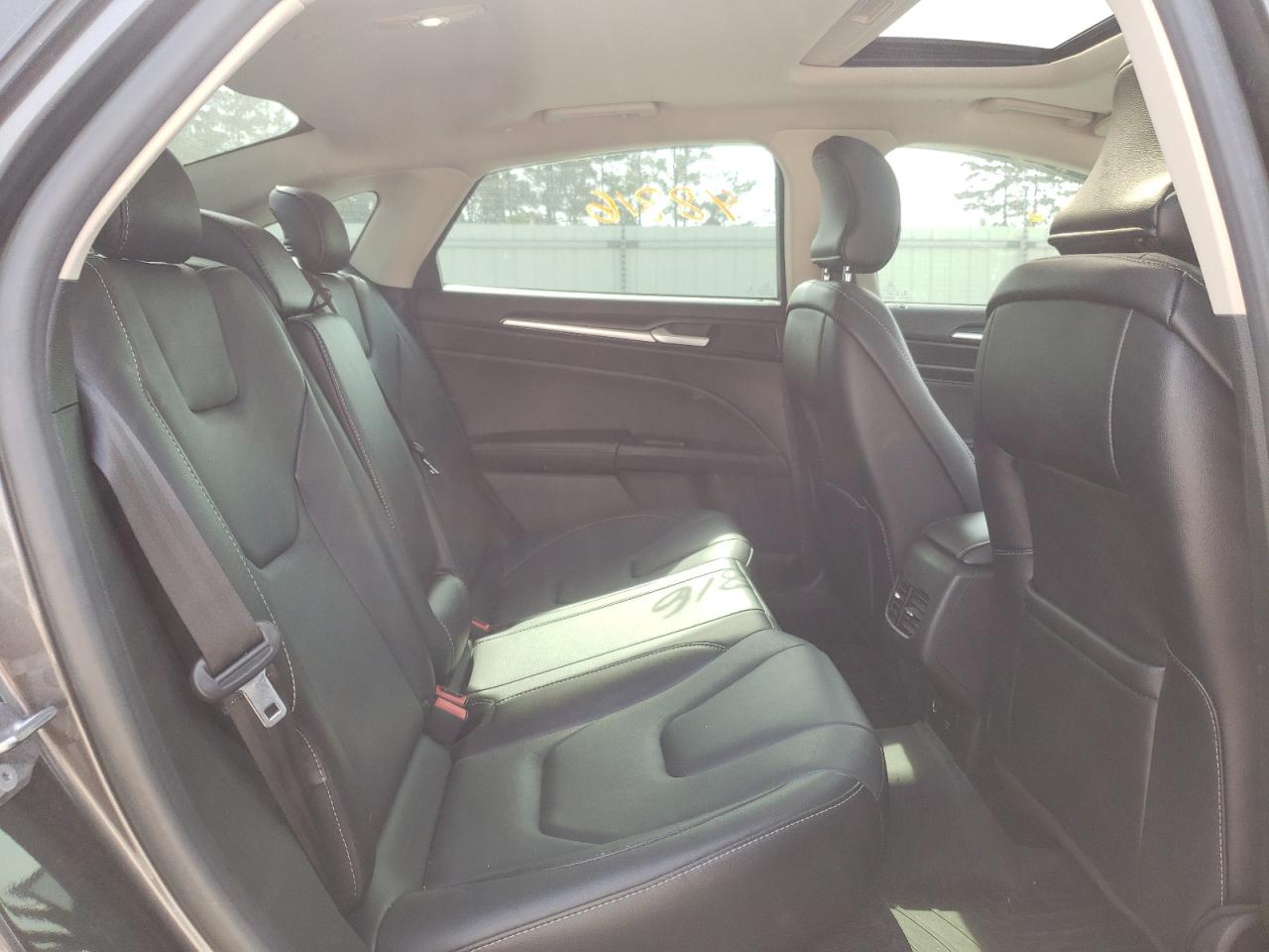 Photo 6 from auction – 2017 FORD FUSION TIT with VIN 3FA6P0RU3HR247834