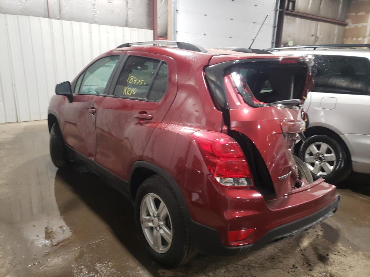 Photo 3 from auction – 2021 CHEVROLET TRAX 1LT with VIN KL7CJPSM4MB372161