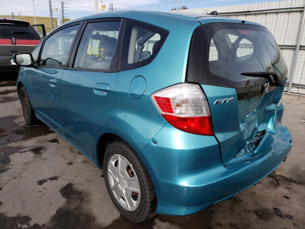 Photo 3 from auction – 2012 HONDA FIT with VIN JHMGE8H38CC017062