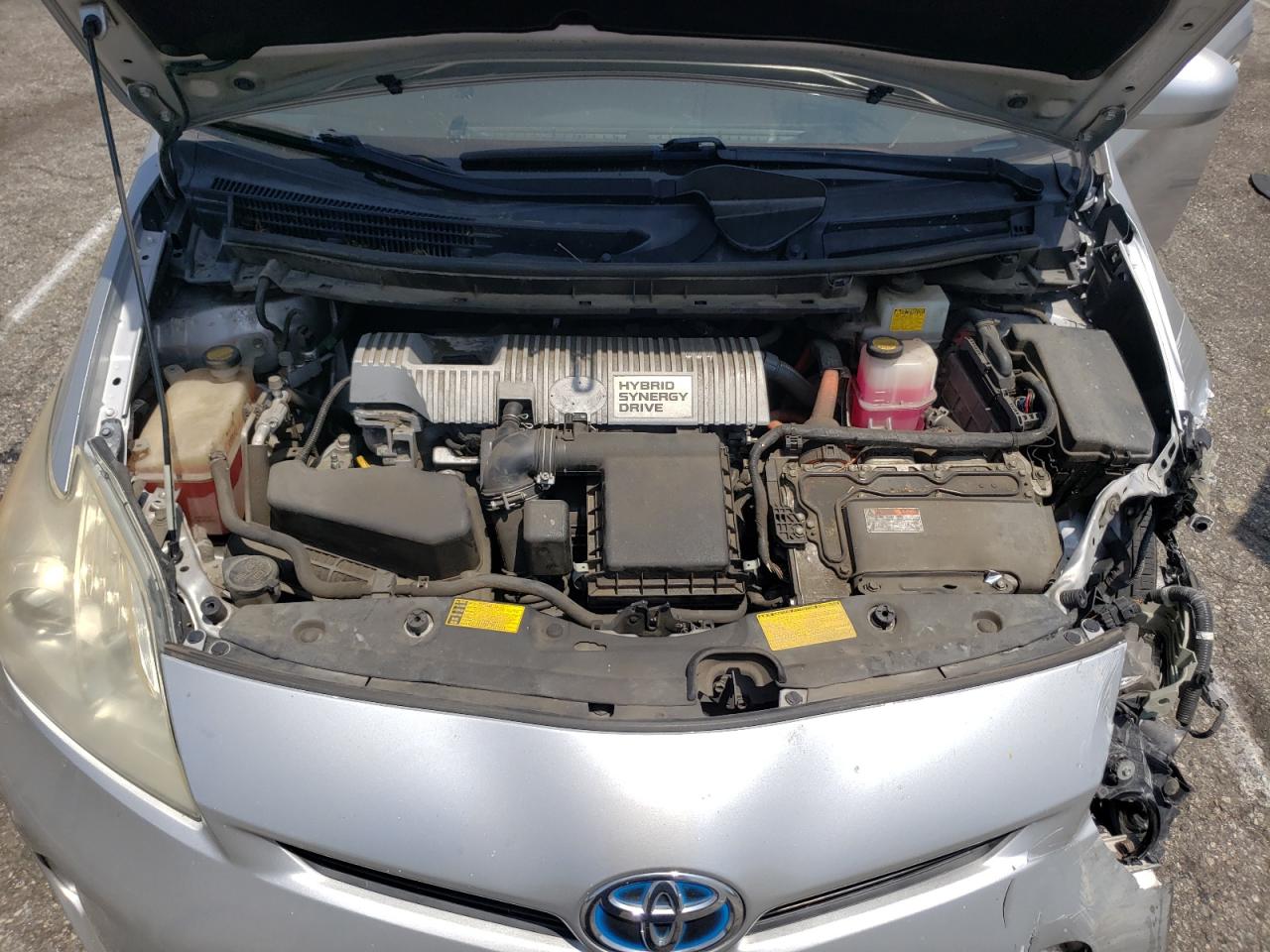 Photo 7 from auction – 2013 TOYOTA PRIUS with VIN JTDKN3DU1D5642583