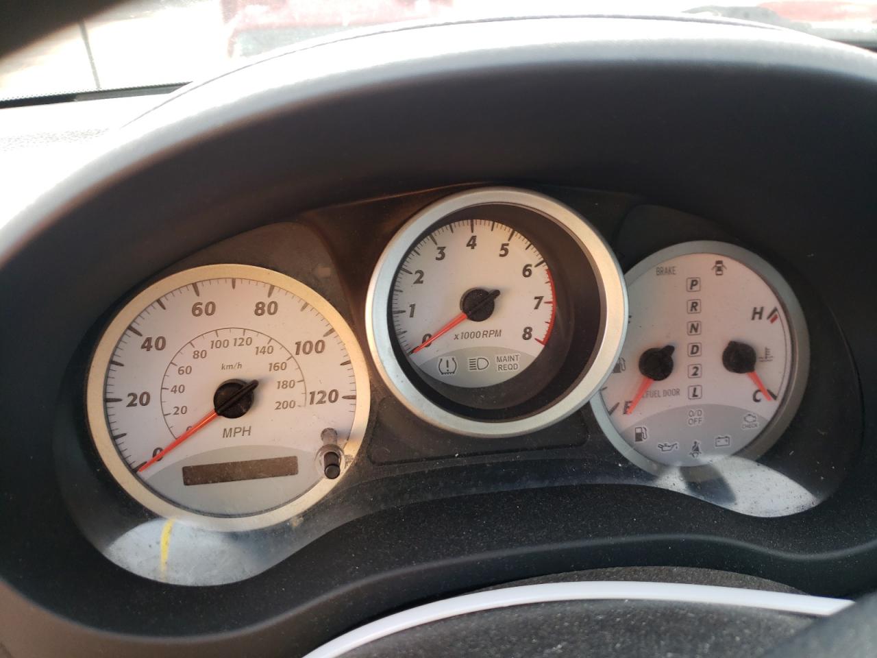 Photo 8 from auction – 2004 TOYOTA RAV4 with VIN JTEHD20V946016436