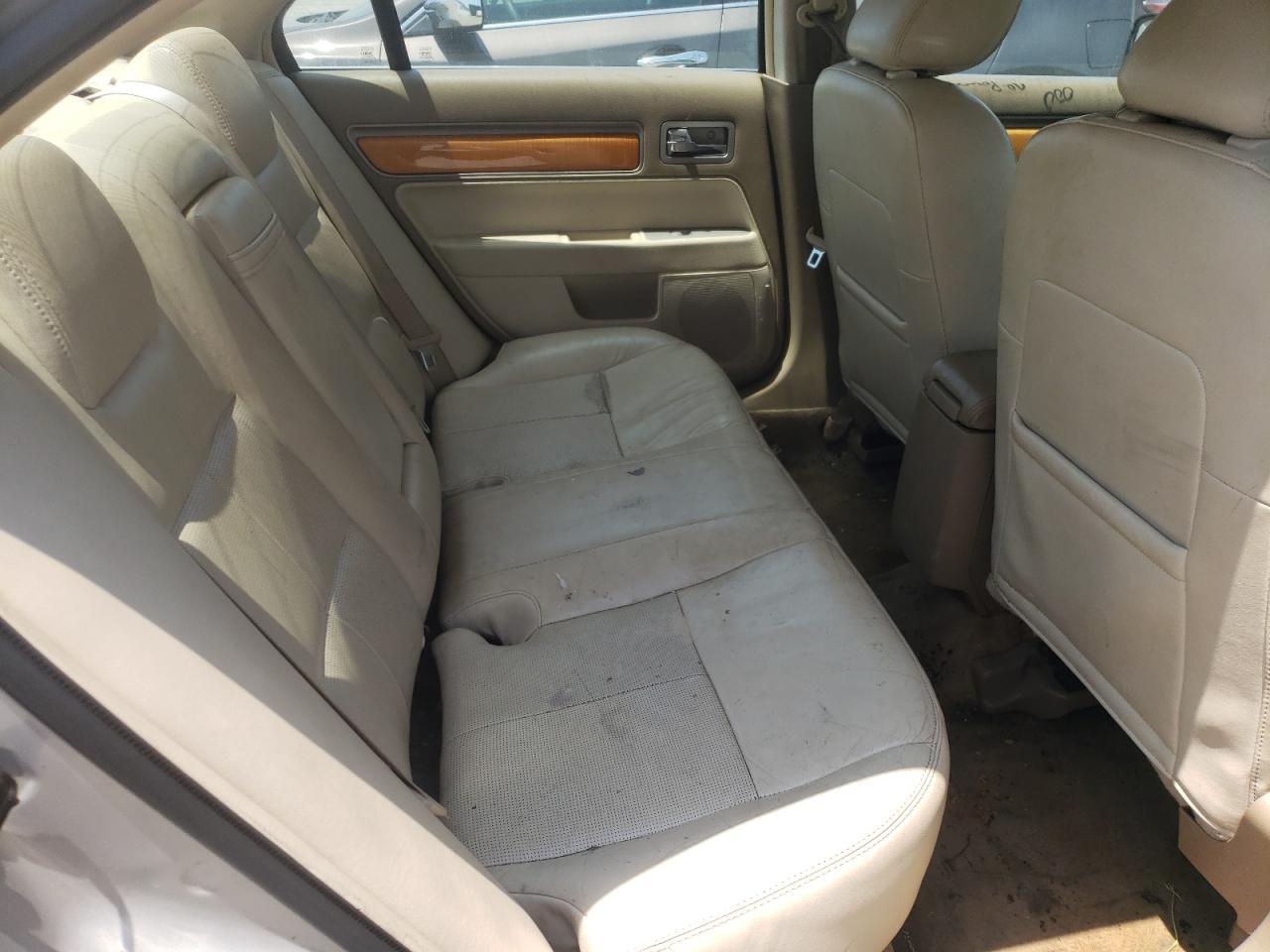 Photo 6 from auction – 2009 LINCOLN MKZ with VIN 3LNHM26T29R632785
