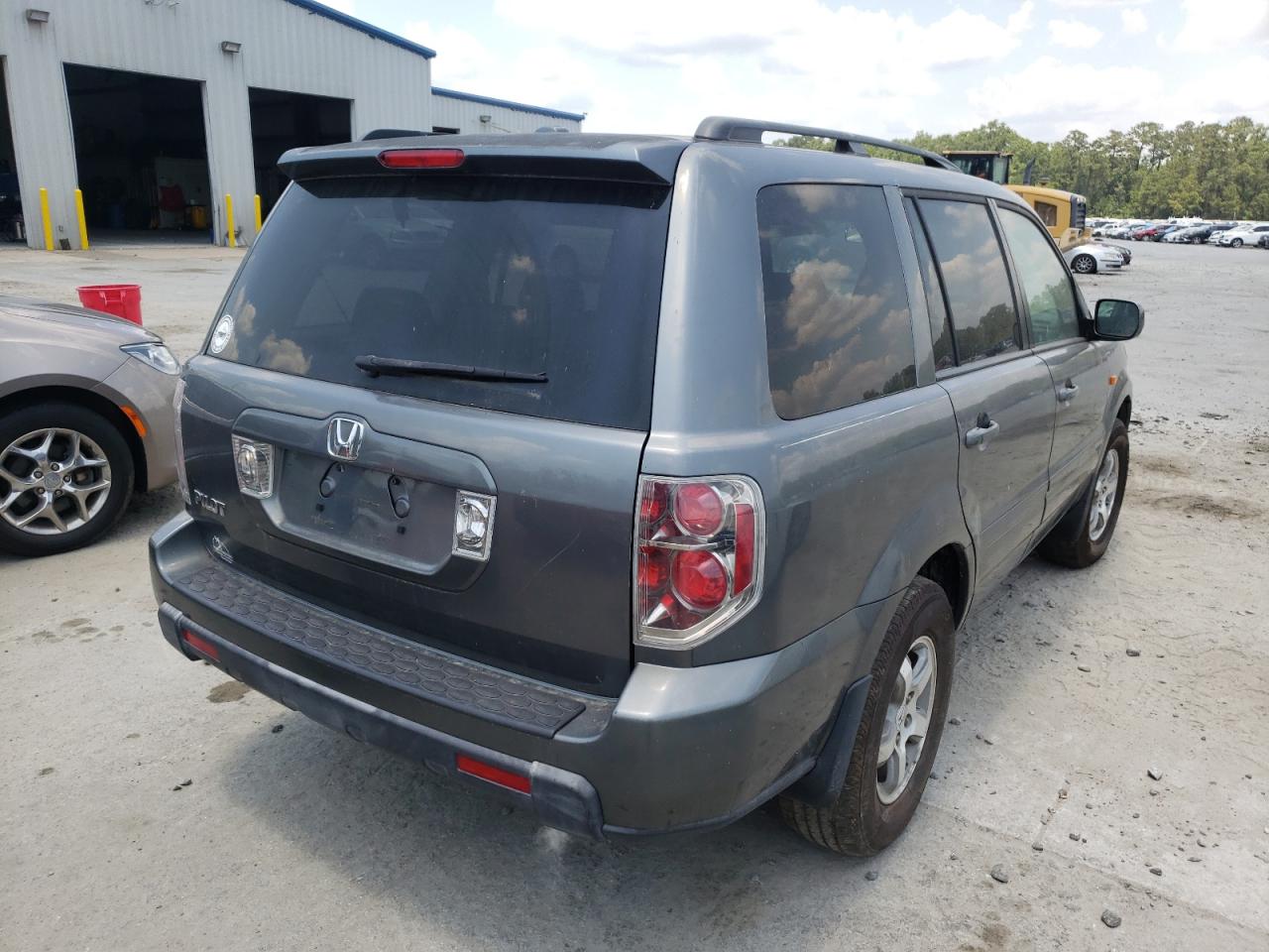 Photo 4 from auction – 2008 HONDA PILOT EXL with VIN 5FNYF28538B004585