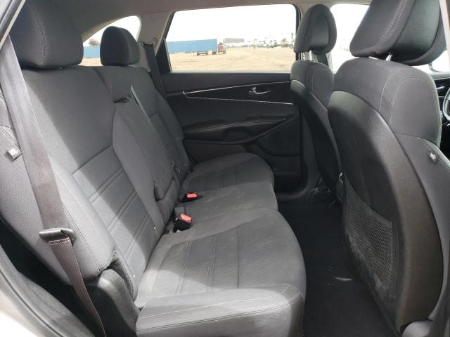 Photo 6 from auction – 2016 KIA SORENTO LX with VIN 5XYPGDA31GG042918