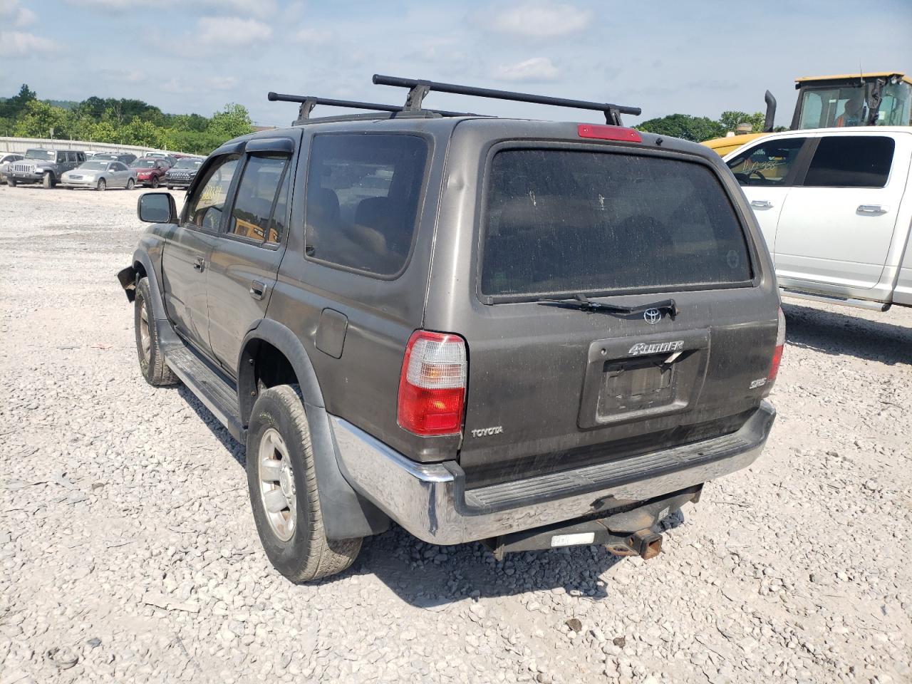 Photo 3 from auction – 1997 TOYOTA 4RUNNER SR with VIN JT3GN86R7V0043704