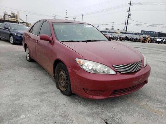 TOYOTA CAMRY LE 2005 with VIN 4T1BE32K55U414073 - Photo from auction