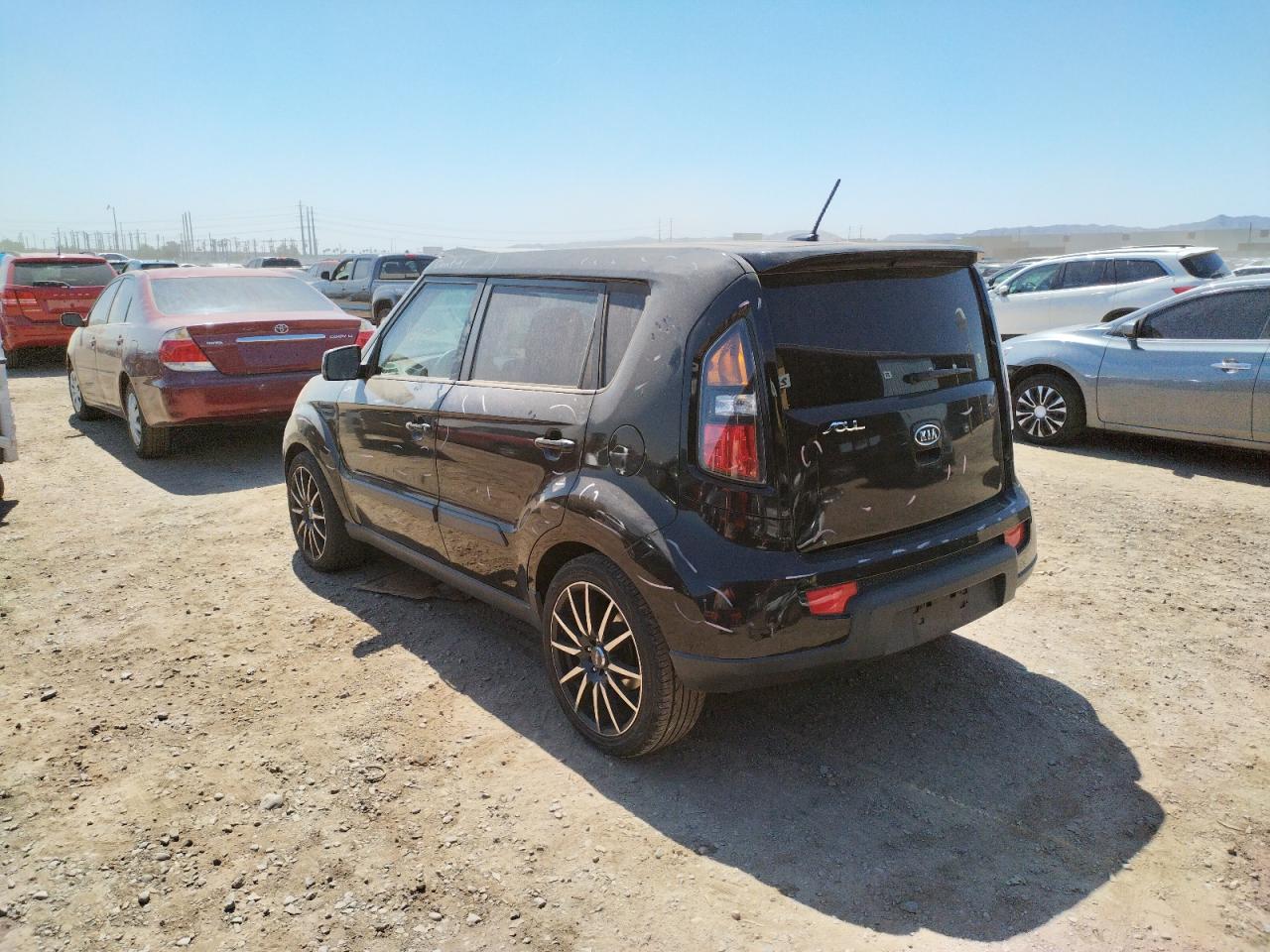 Photo 3 from auction – 2011 KIA SOUL + with VIN KNDJT2A23B7274326