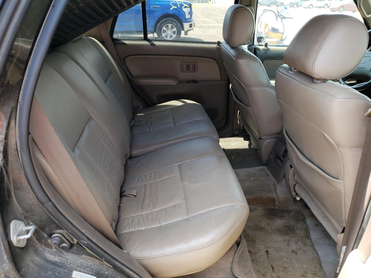 Photo 6 from auction – 2001 TOYOTA 4RUNNER LI with VIN JT3GN87R210218644