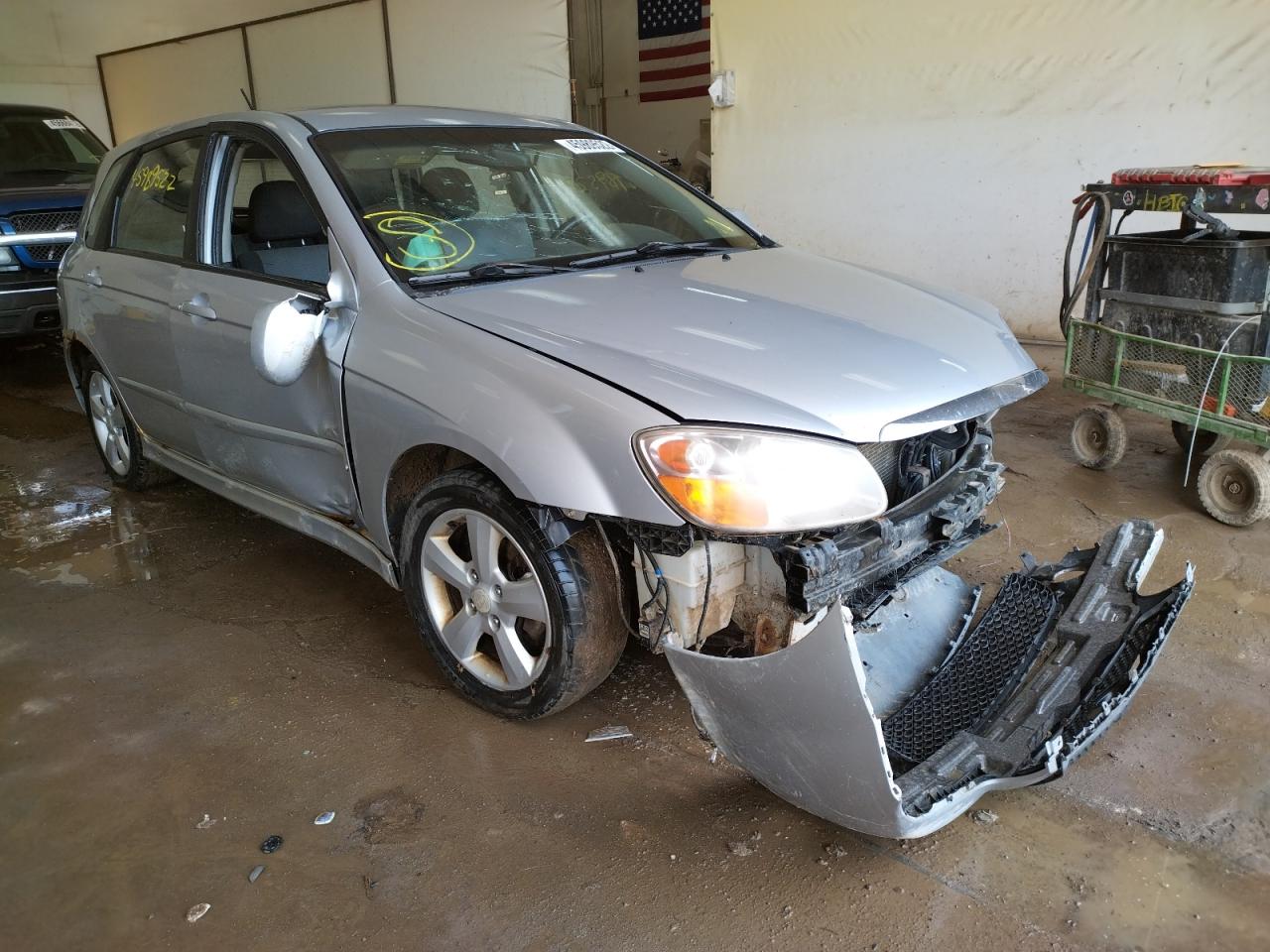 KIA SPECTRA5 S 2007 with VIN KNAFE161175001234 - Photo from auction