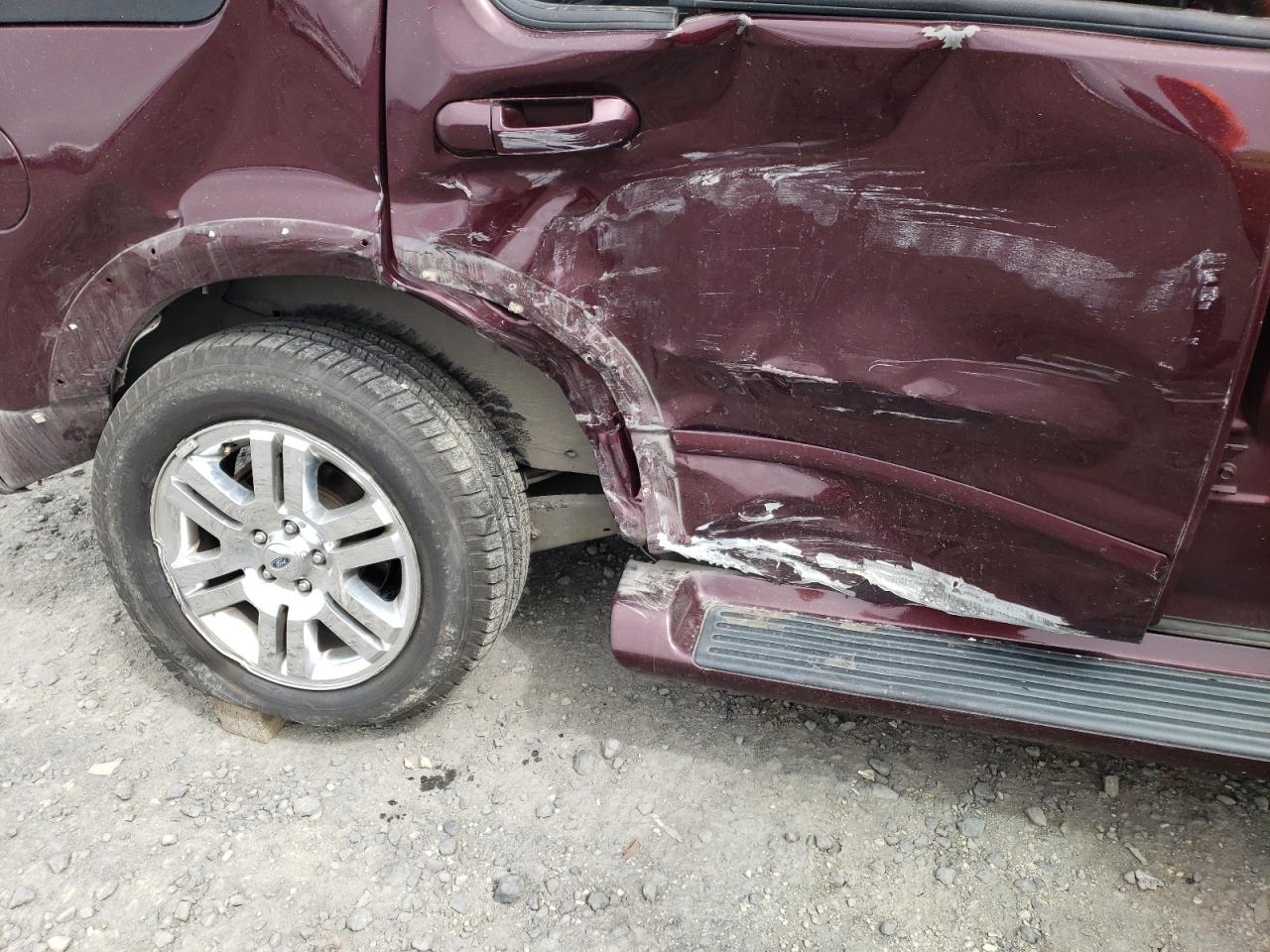 Photo 9 from auction – 2006 FORD EXPLORER L with VIN 1FMEU75876UB47088