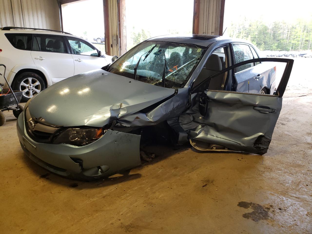 Photo 2 from auction – 2011 SUBARU IMPREZA 2. with VIN JF1GE6B61BH502840