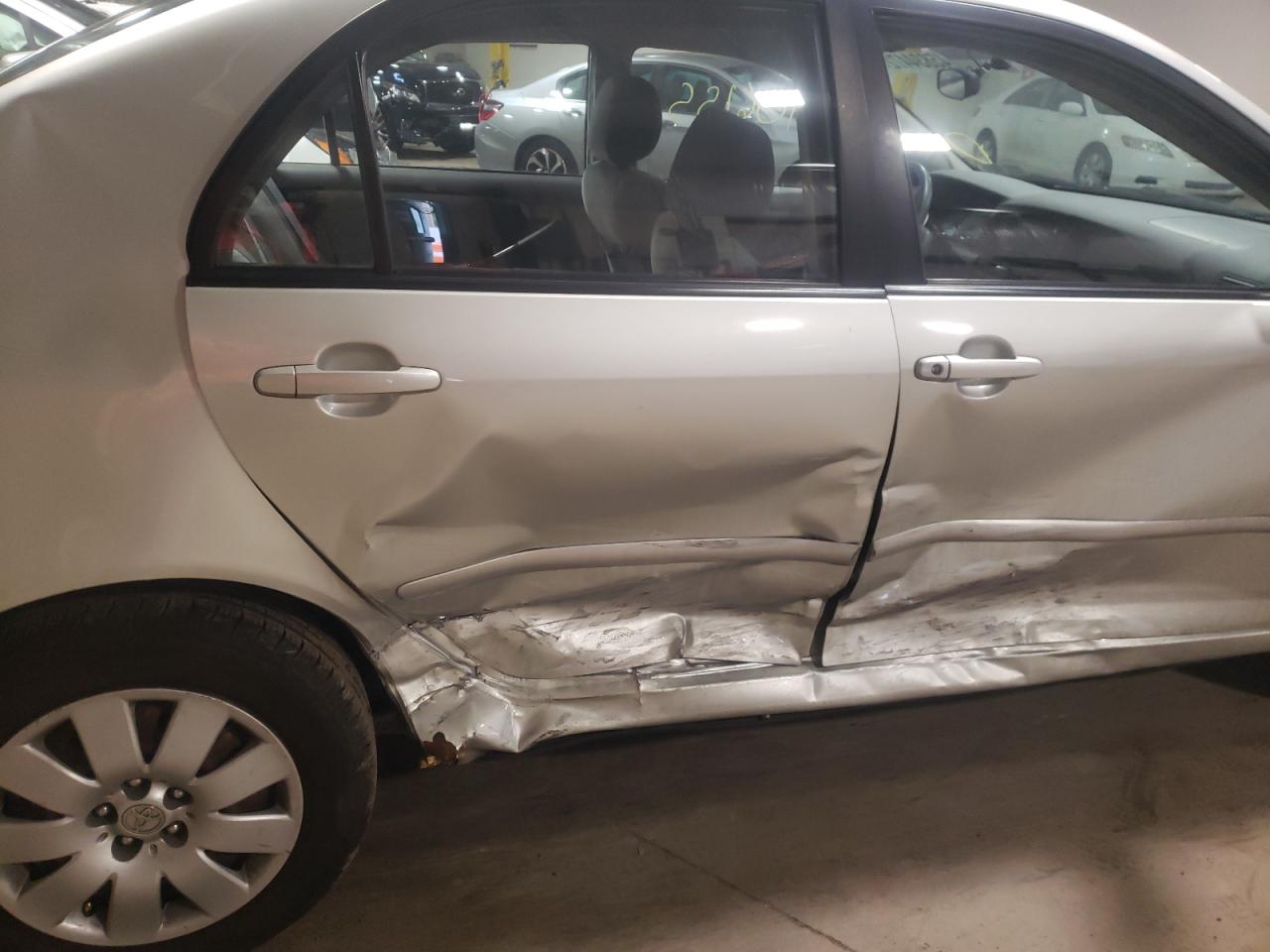 Фото 9 с аукциона – 2003 TOYOTA COROLLA CE с VIN JTDBR32E132013826