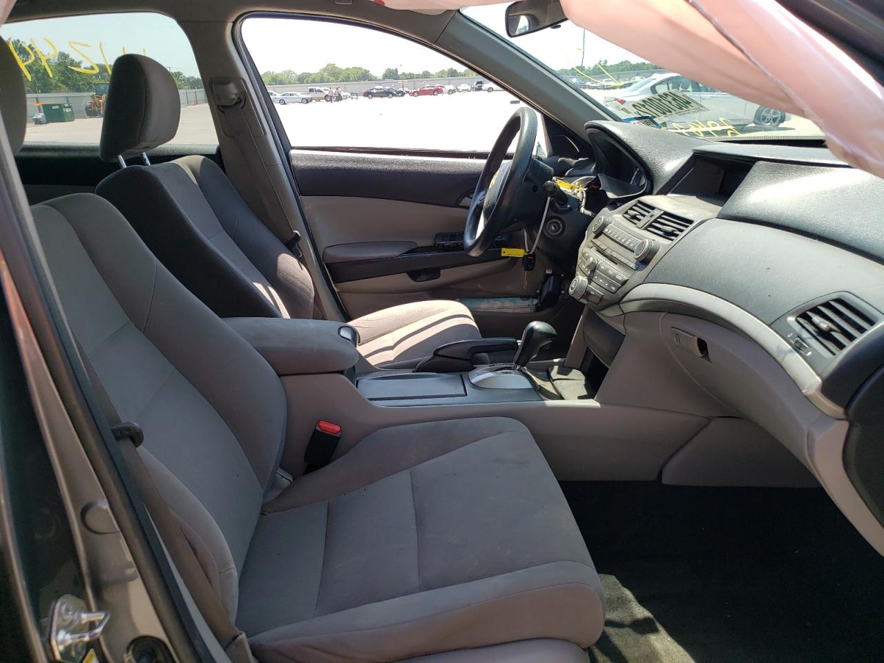 Photo 17 from auction – 2012 HONDA ACCORD LXP with VIN 1HGCP2F45CA201827