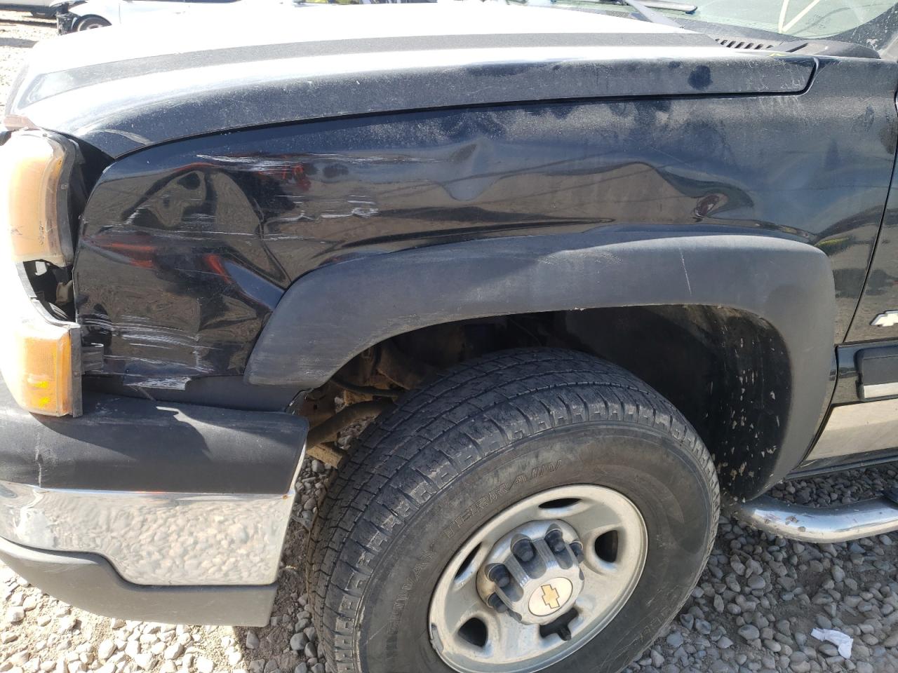 Photo 9 from auction – 2004 CHEVROLET SILVERADO with VIN 1GCGK23U04F209048