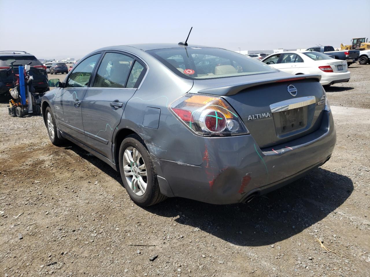 Photo 3 from auction – 2010 NISSAN ALTIMA HYB with VIN 1N4CL2AP6AC101058