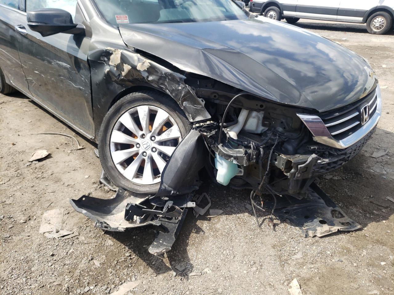 Photo 19 from auction – 2014 HONDA ACCORD EXL with VIN 1HGCR3F89EA010336