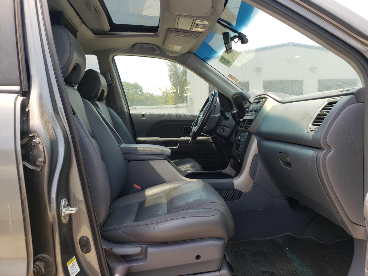 Photo 5 from auction – 2008 HONDA PILOT EXL with VIN 5FNYF28538B004585