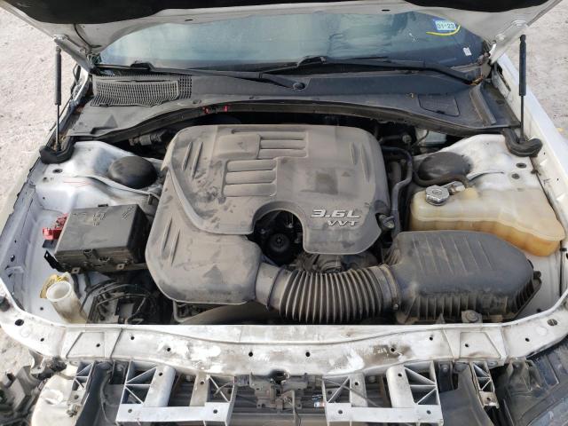Фото 7 с аукциона – 2019 CHRYSLER 300 S с VIN 2C3CCABG7KH555423