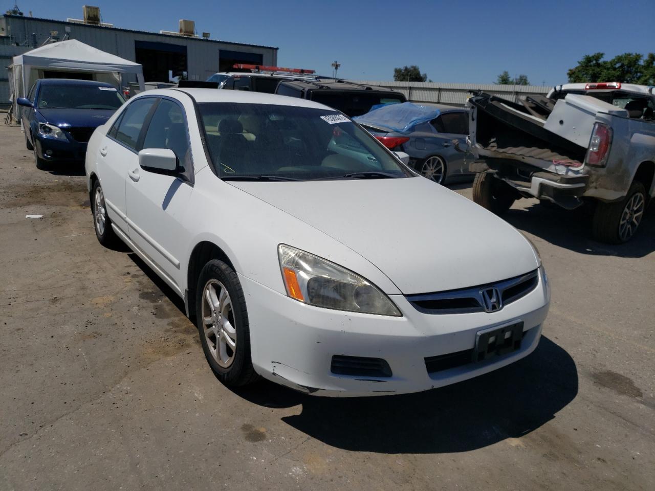 HONDA ACCORD SE 2007 with VIN JHMCM56307C016366 - Photo from auction
