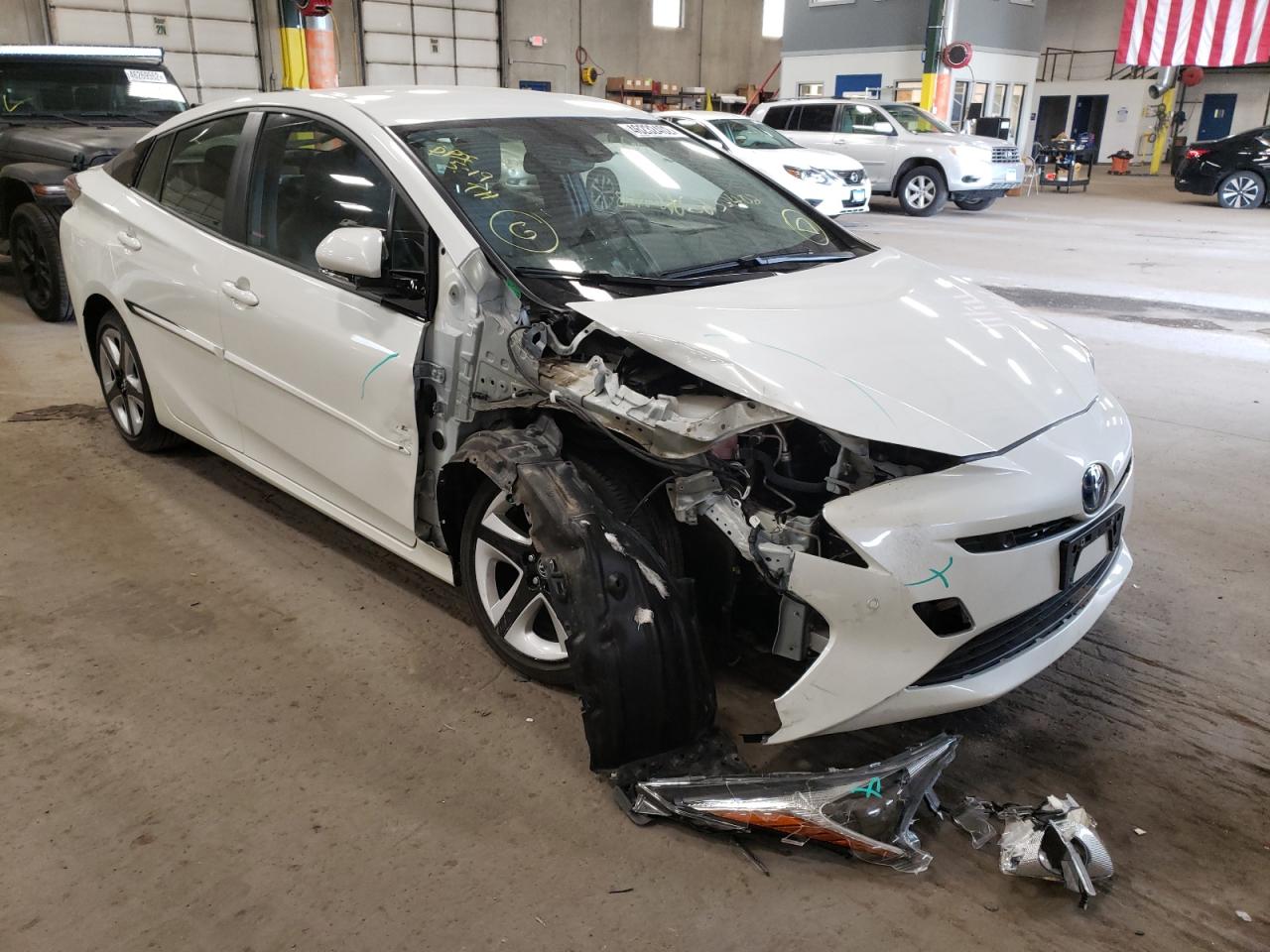 TOYOTA PRIUS 2017 with VIN JTDKARFU2H3047903 - Photo from auction