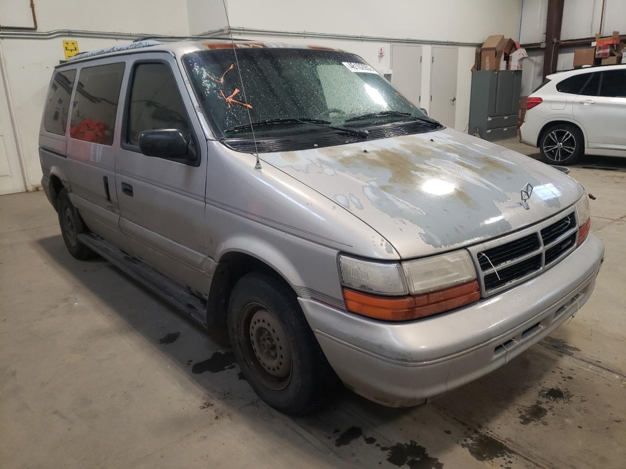 DODGE CARAVAN SE 1995 with VIN 2B4GH45R2SR275235 - Photo from auction