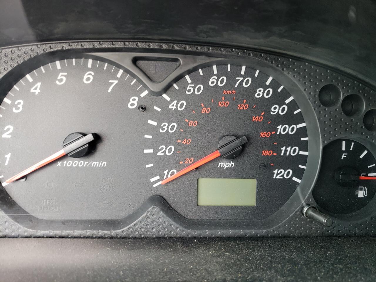 Photo 8 from auction – 2002 MAZDA TRIBUTE LX with VIN 4F2YU08122KM21939