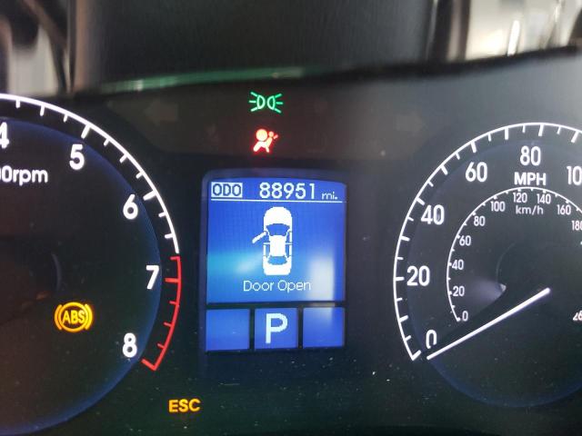 Photo 8 from auction – 2014 HYUNDAI GENESIS 3. with VIN KMHGC4DDXEU262663