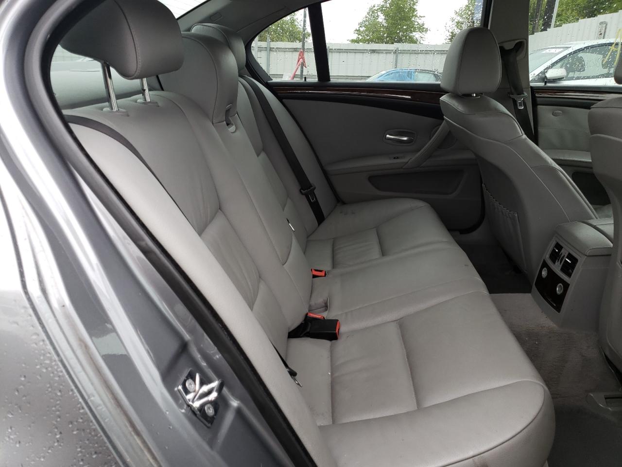 Photo 6 from auction – 2008 BMW 528 XI with VIN WBANV13558BZ47729