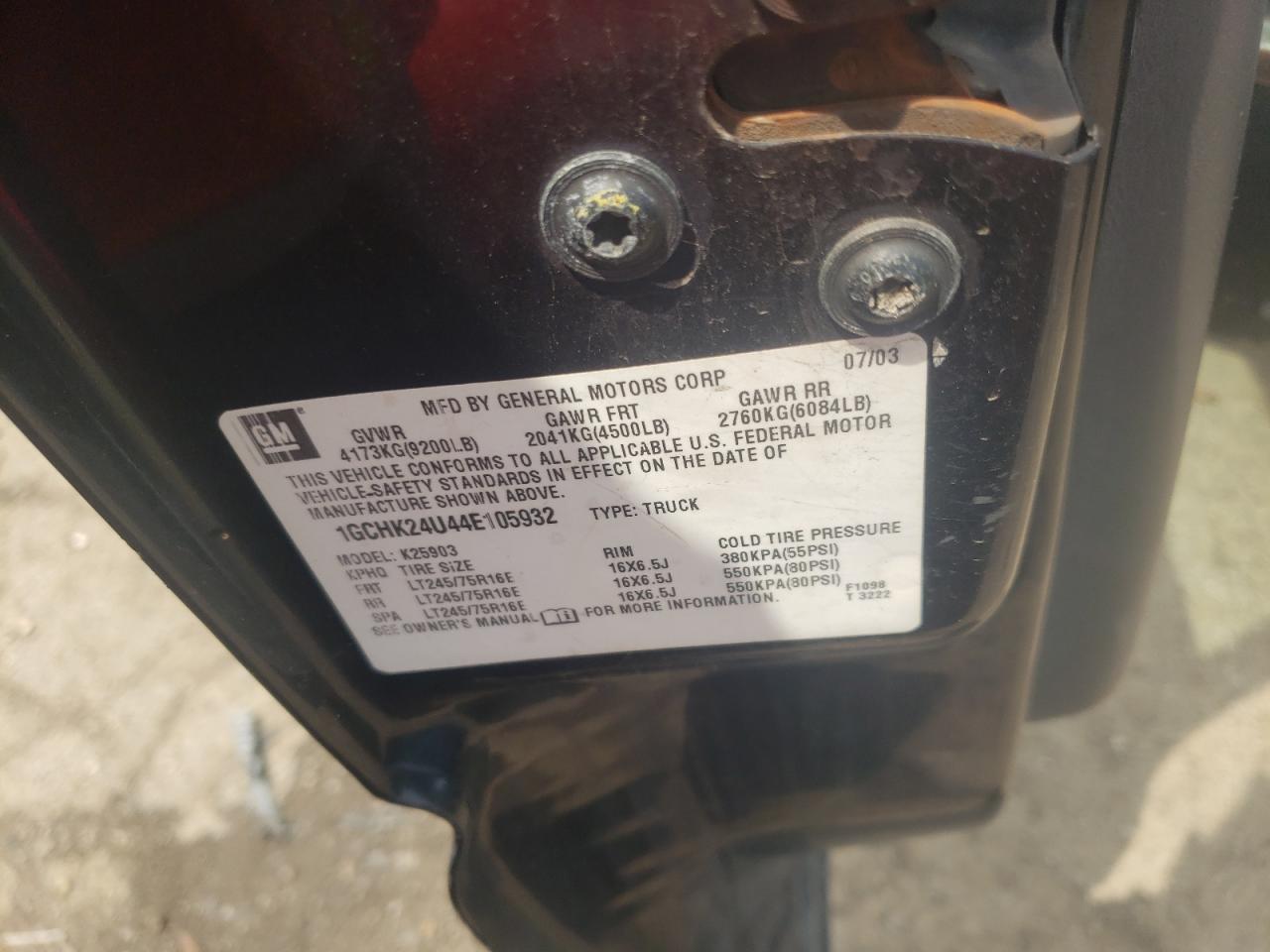 Photo 10 from auction – 2004 CHEVROLET SILVERADO with VIN 1GCHK24U44E105932