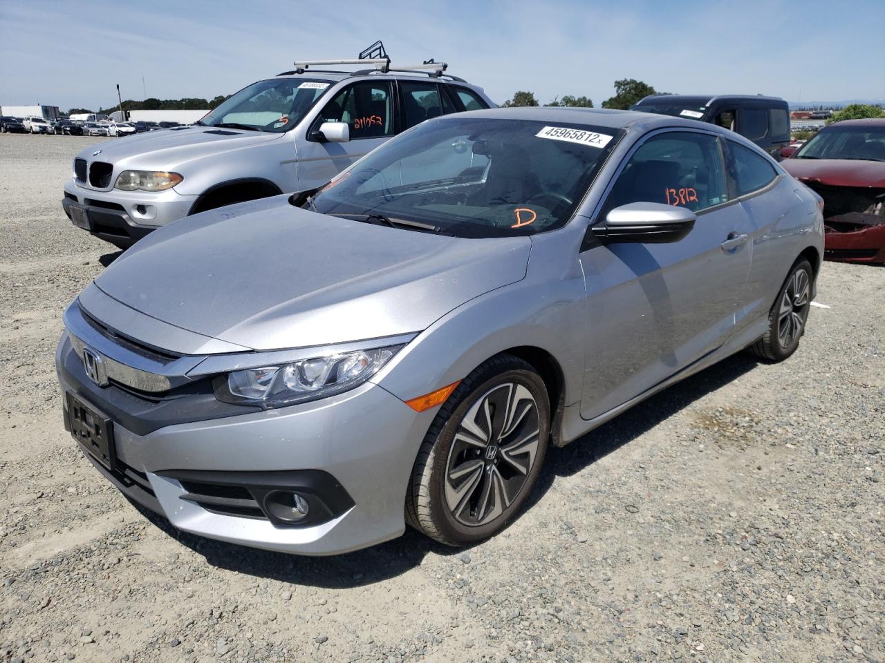 Photo 2 from auction – 2018 HONDA CIVIC EX with VIN 2HGFC3B36JH353027