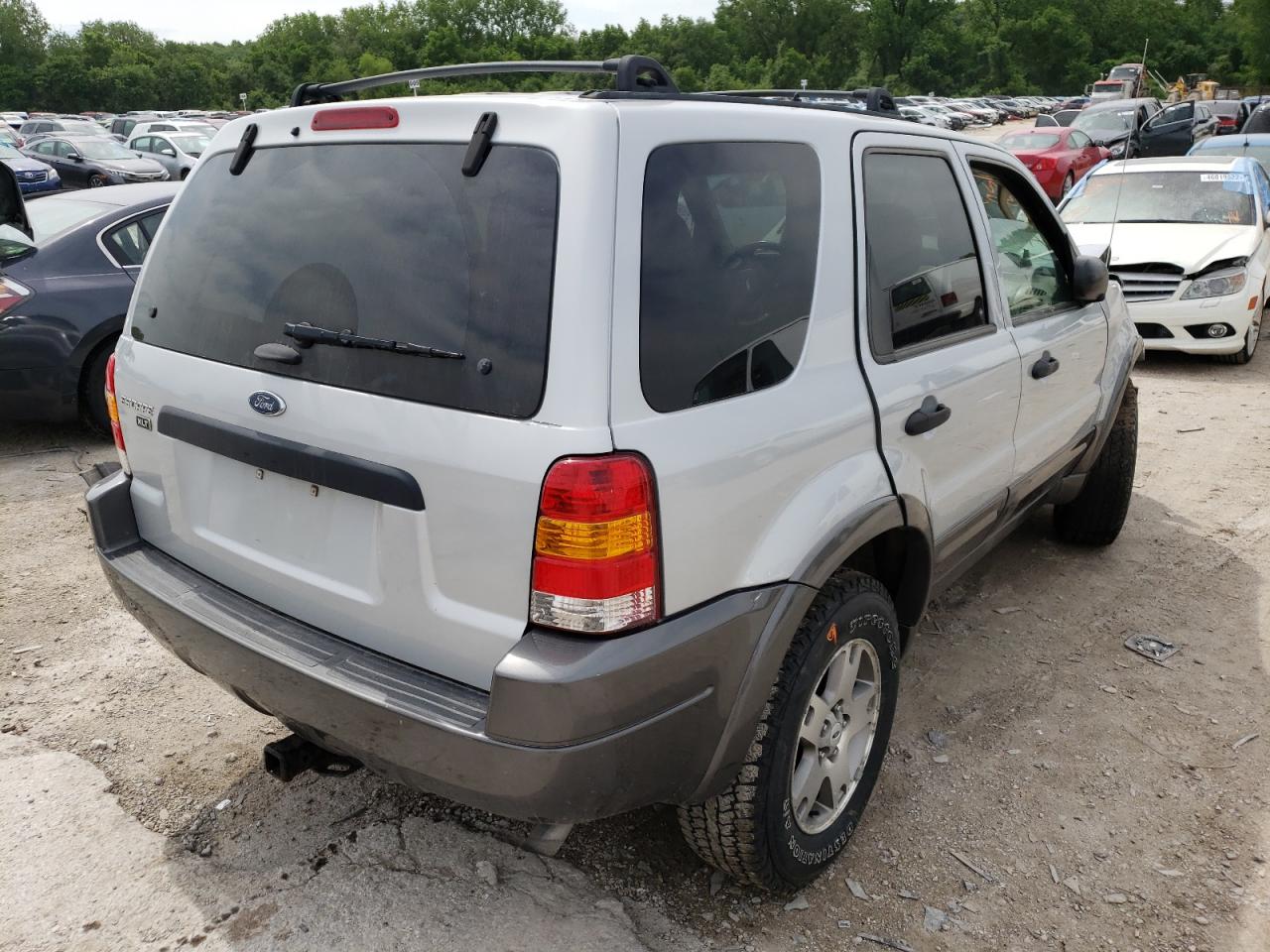 Photo 4 from auction – 2003 FORD ESCAPE XLT with VIN 1FMCU93133KA50566