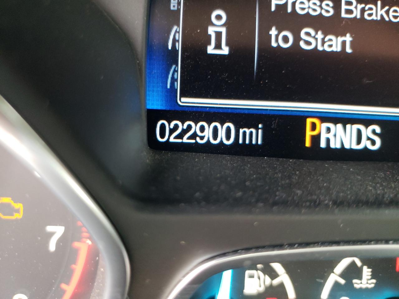 Photo 8 from auction – 2019 FORD ESCAPE SE with VIN 1FMCU9GDXKUB63356
