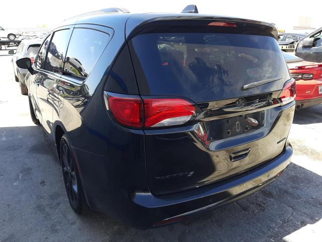 Photo 3 from auction – 2018 CHRYSLER PACIFICA L with VIN 2C4RC1GG0JR227994