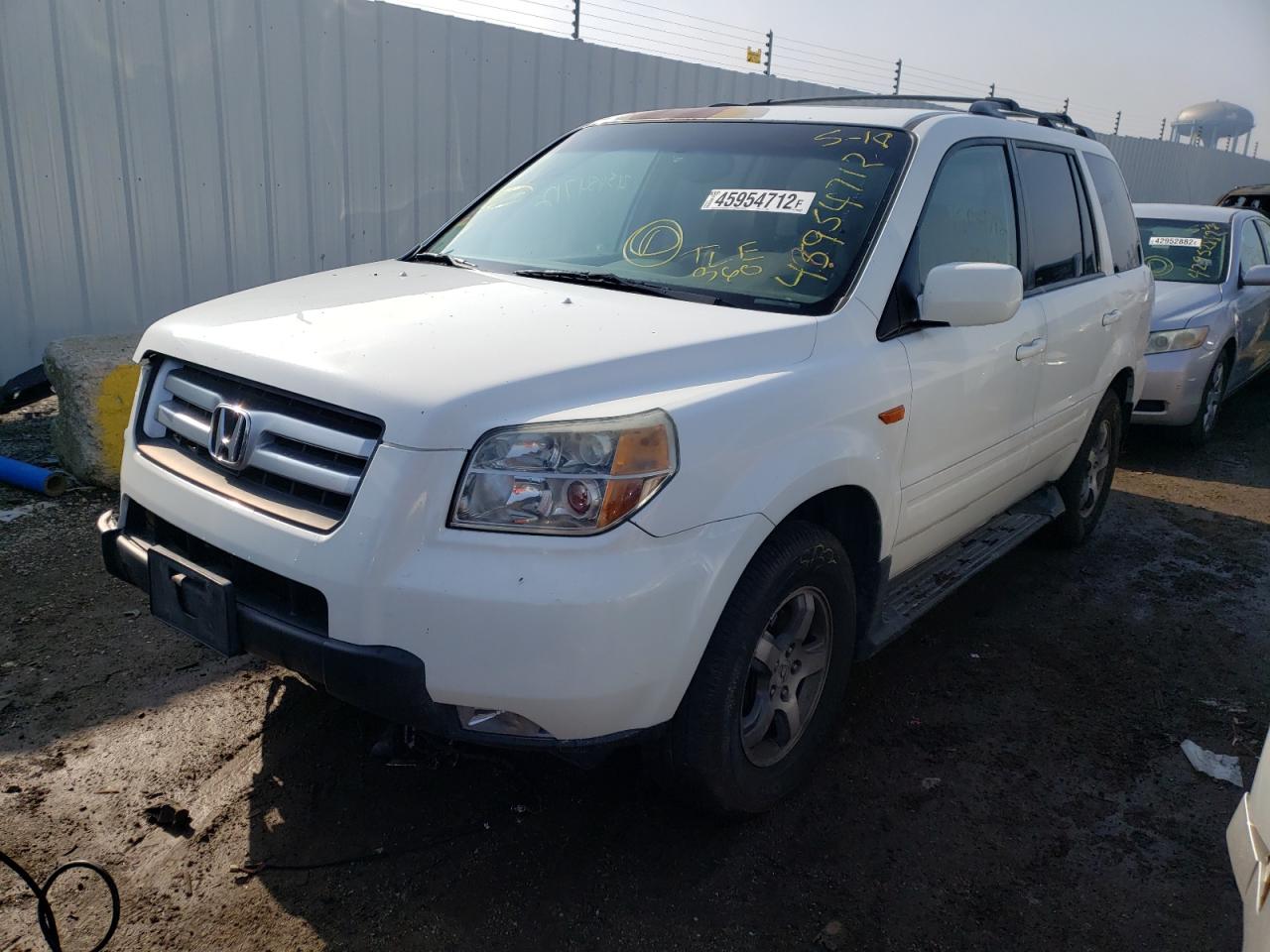Photo 2 from auction – 2006 HONDA PILOT with VIN 5FNYF187X6B005094