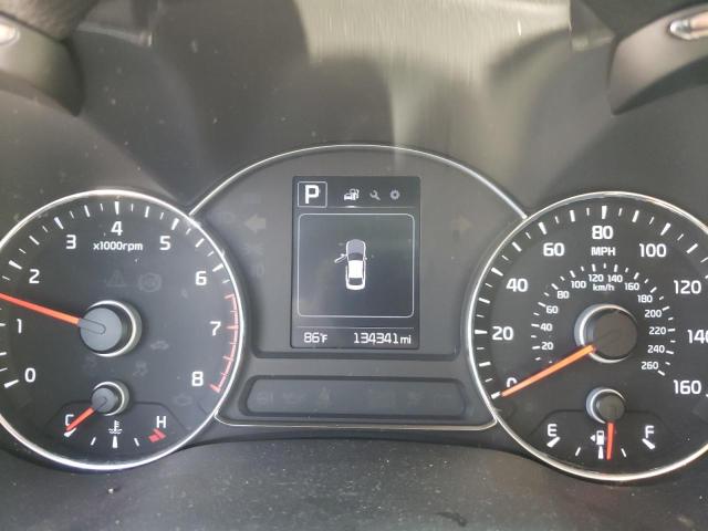 Photo 8 from auction – 2017 KIA FORTE LX with VIN 3KPFL4A76HE076569