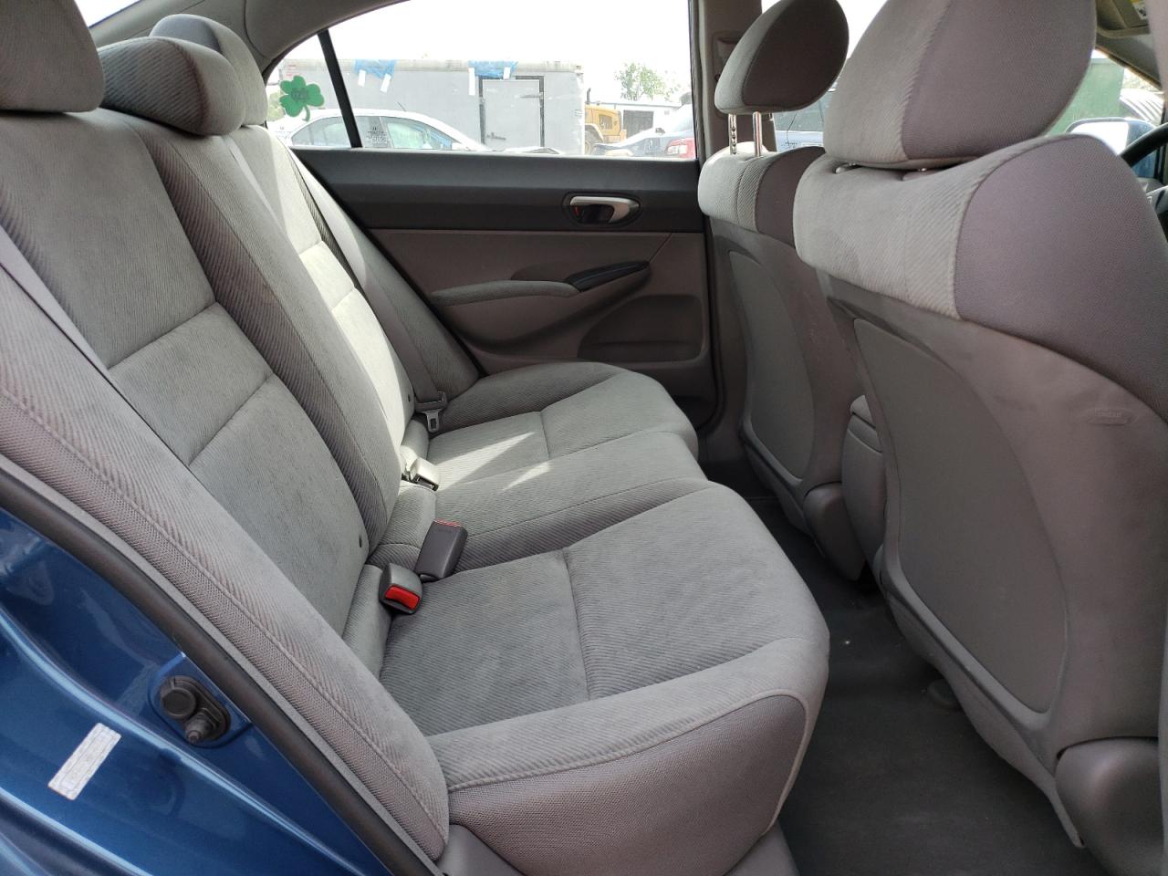 Photo 6 from auction – 2011 HONDA CIVIC LX with VIN 19XFA1F58BE047769