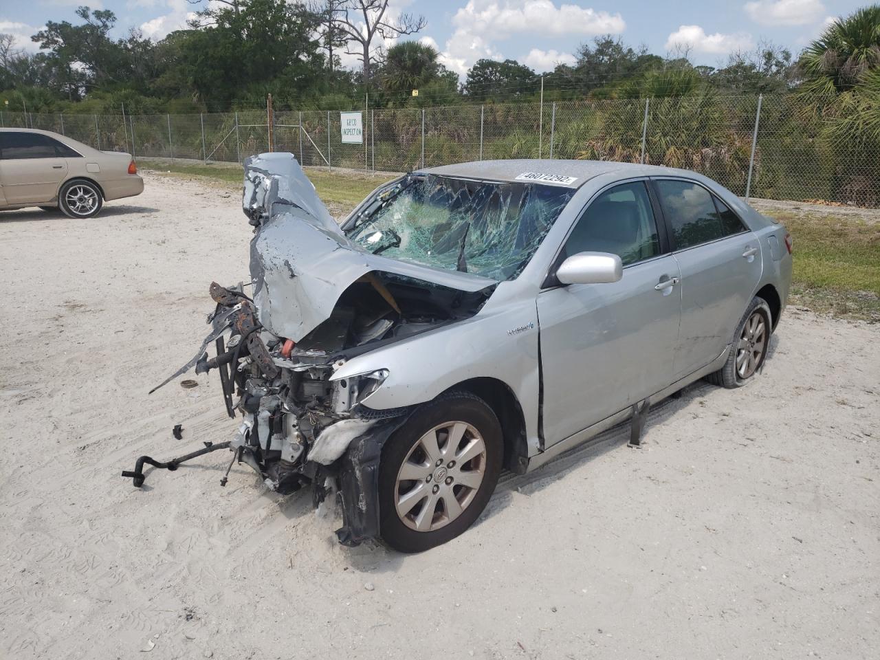 Photo 2 from auction – 2007 TOYOTA CAMRY HYBR with VIN JTNBB46K773025145