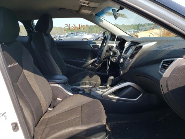 Photo 5 from auction – 2016 HYUNDAI VELOSTER with VIN KMHTC6AD4GU270906