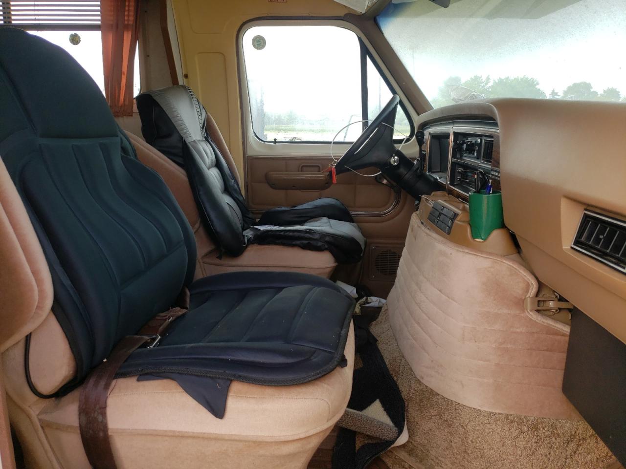 صورة رقم 5 من المزاد - 1990 FORD ECONOLINE مع VIN 1FDKE30G5LHA45882