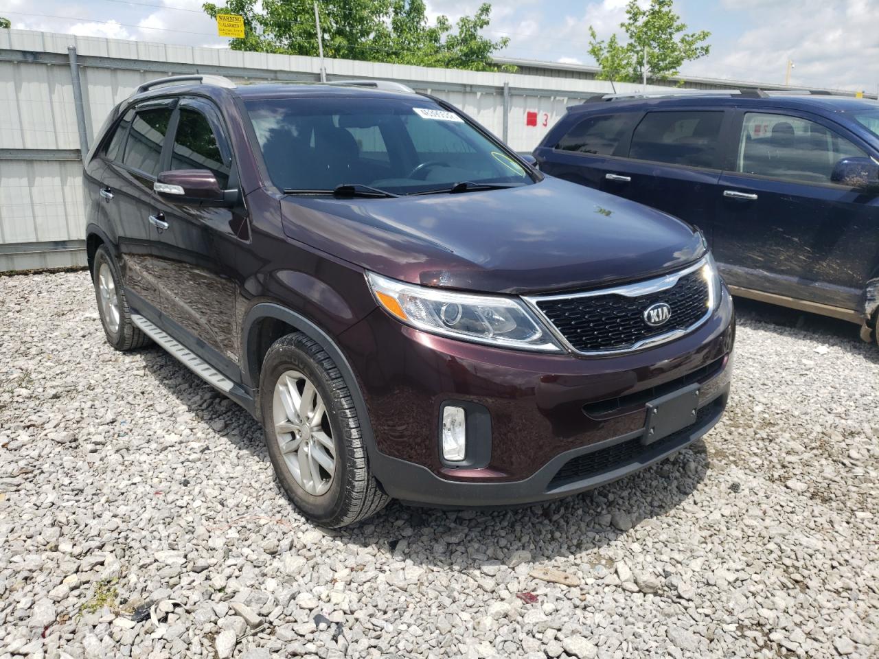 Photo 1 from auction – 2015 KIA SORENTO LX with VIN 5XYKTDA79FG575350