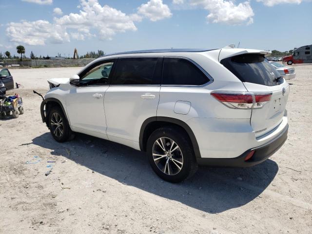 Photo 3 from auction – 2016 TOYOTA HIGHLANDER with VIN 5TDKKRFH5GS161312