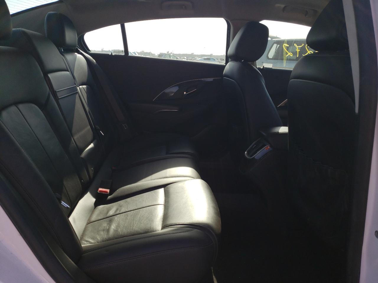 Photo 6 from auction – 2015 BUICK LACROSSE with VIN 1G4GB5GR5FF289436