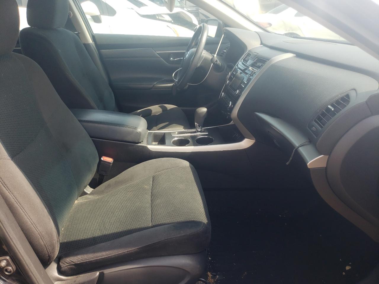 Photo 5 from auction – 2015 NISSAN ALTIMA 2.5 with VIN 1N4AL3AP1FC277262