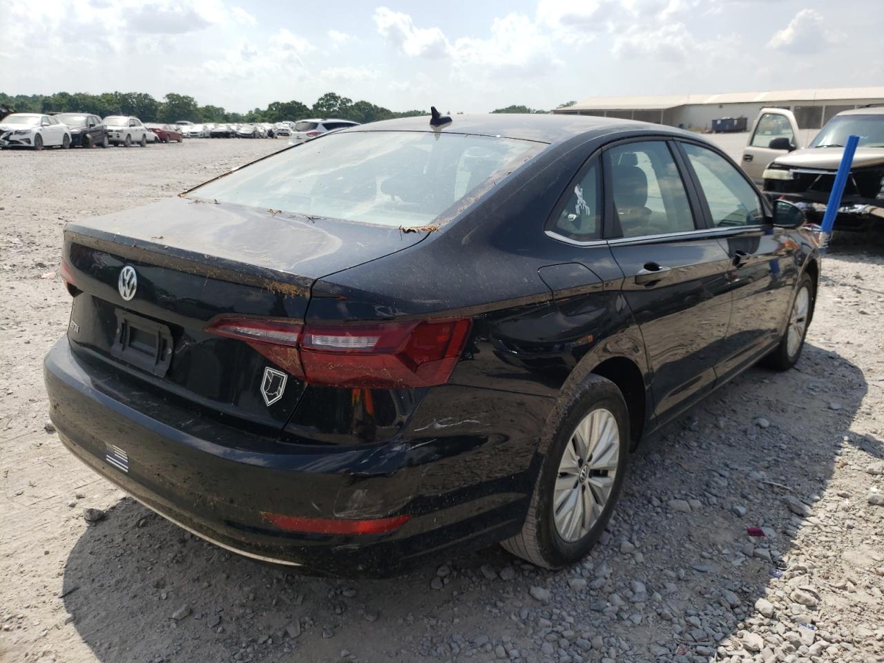 Photo 4 from auction – 2020 VOLKSWAGEN JETTA S with VIN 3VWCB7BUXLM024255