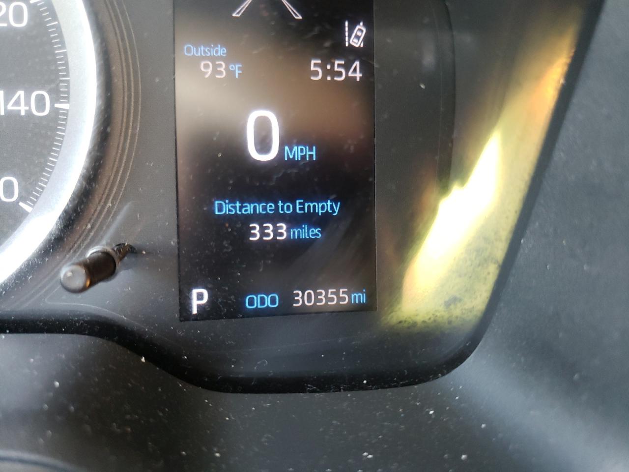 Photo 8 from auction – 2021 TOYOTA COROLLA LE with VIN 5YFEPMAE0MP204876