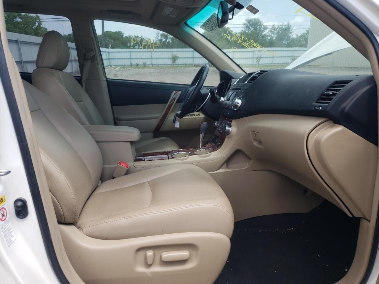 Photo 5 from auction – 2012 TOYOTA HIGHLANDER with VIN 5TDYK3EH4CS080496