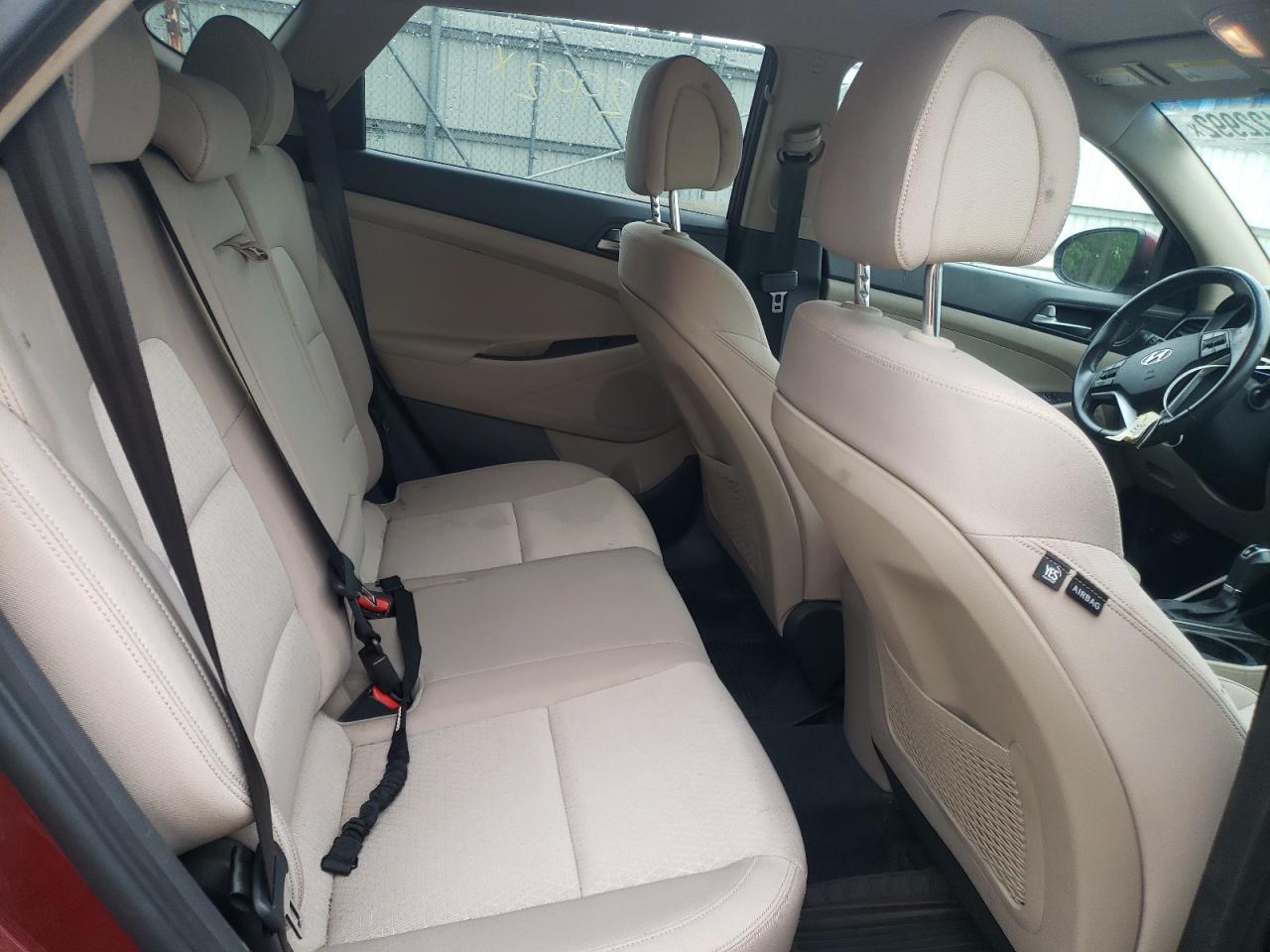 Photo 6 from auction – 2016 HYUNDAI TUCSON LIM with VIN KM8J3CA26GU127864