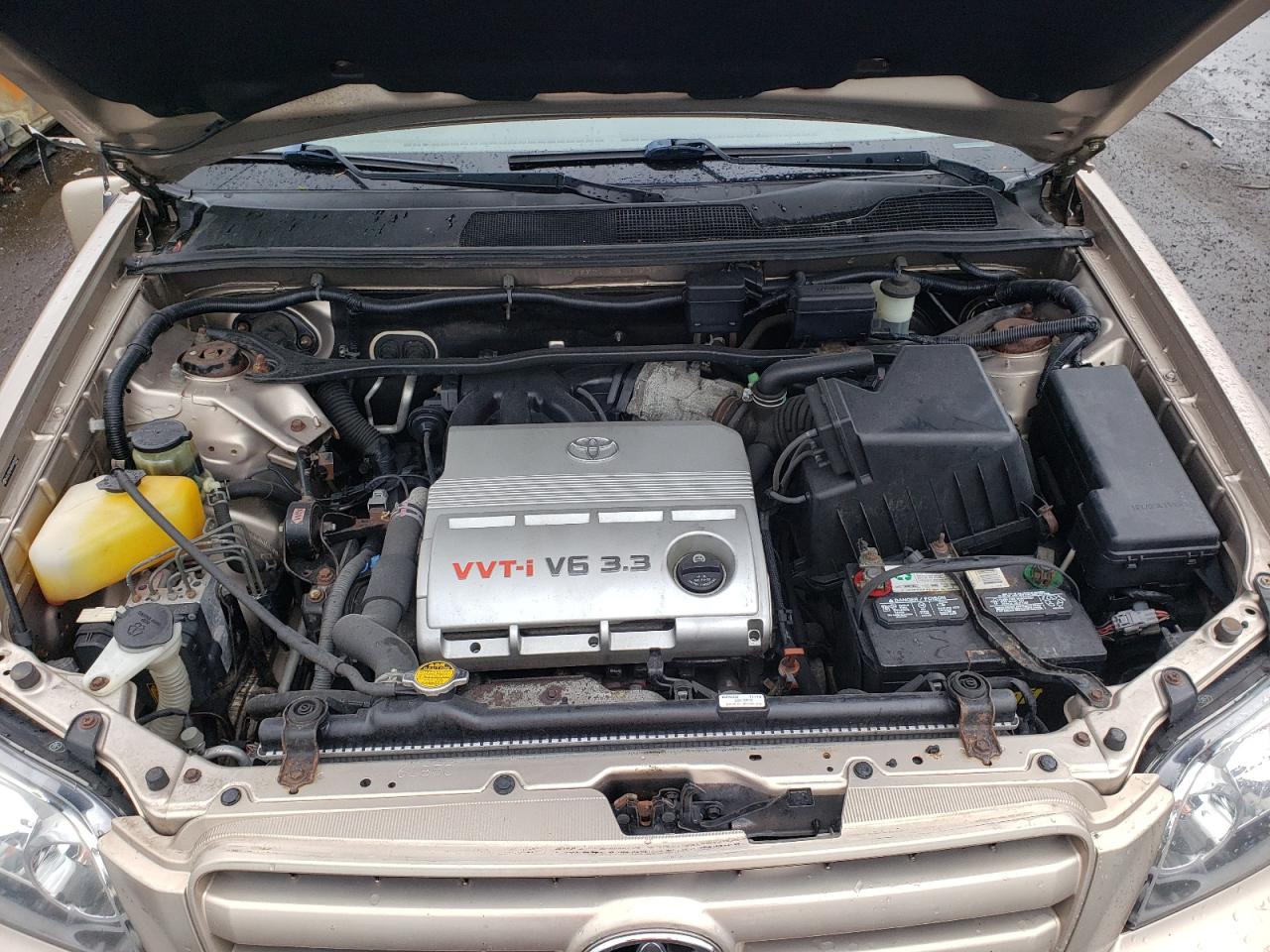 Photo 7 from auction – 2005 TOYOTA HIGHLANDER with VIN JTEEP21A050072307