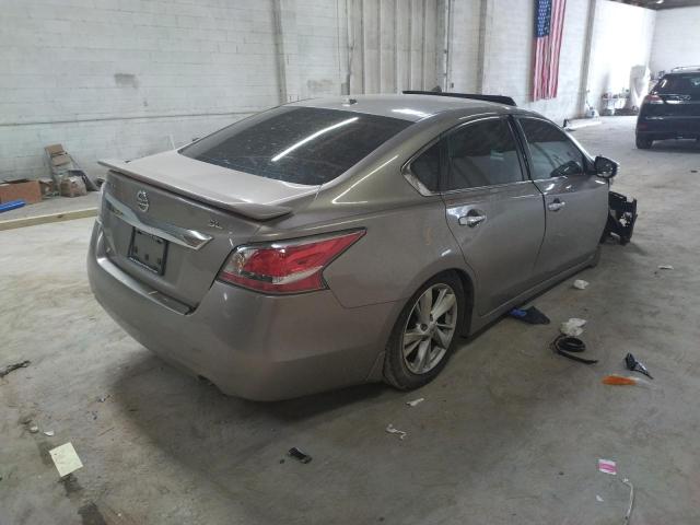 Photo 4 from auction – 2015 NISSAN ALTIMA 2.5 with VIN 1N4AL3AP9FC242517